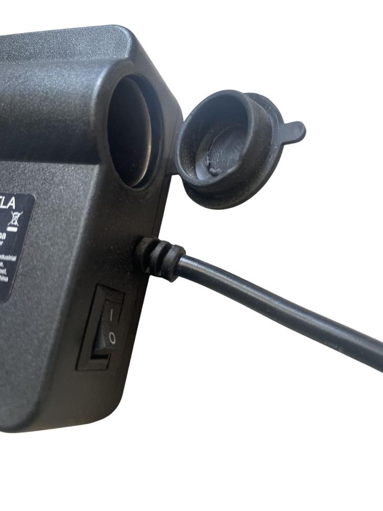 Converter from 12 volts to 220
