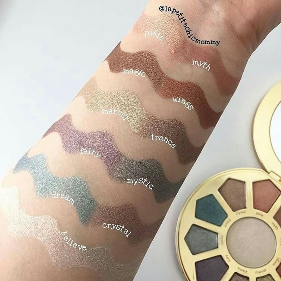 Palette of shadows and lighting from Tart