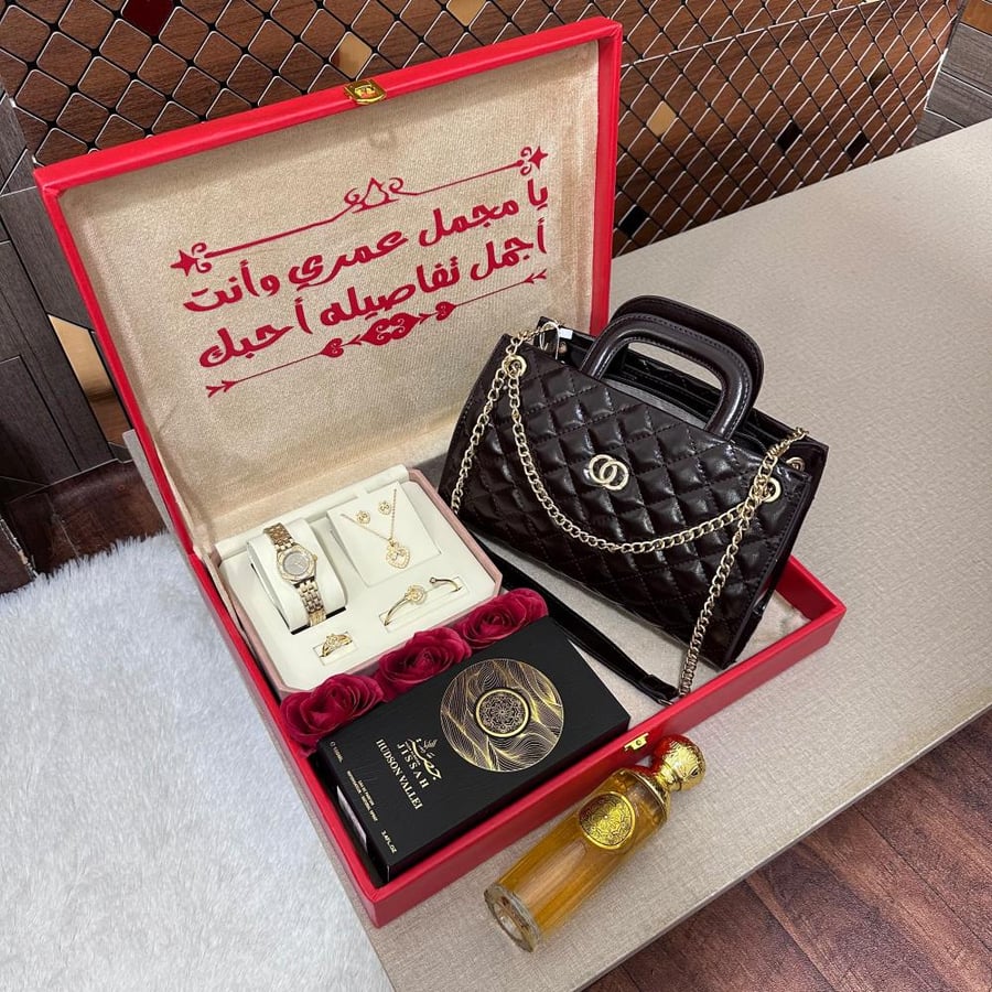 بوكس نسائي فاخر