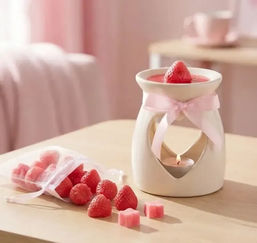 فواحات الفراوله العطريه ❤️