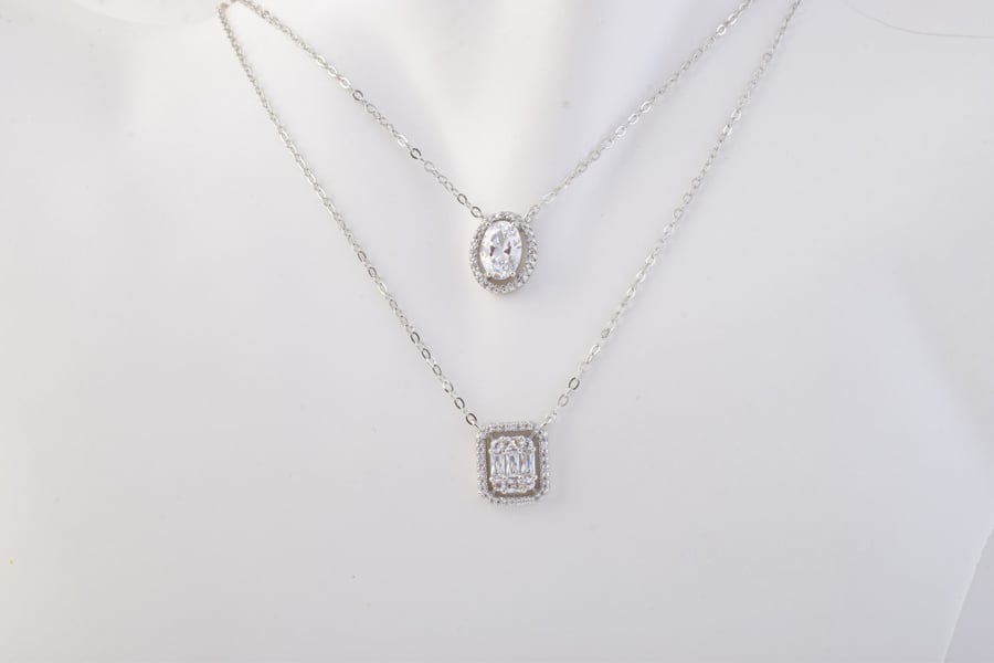Women's pendant