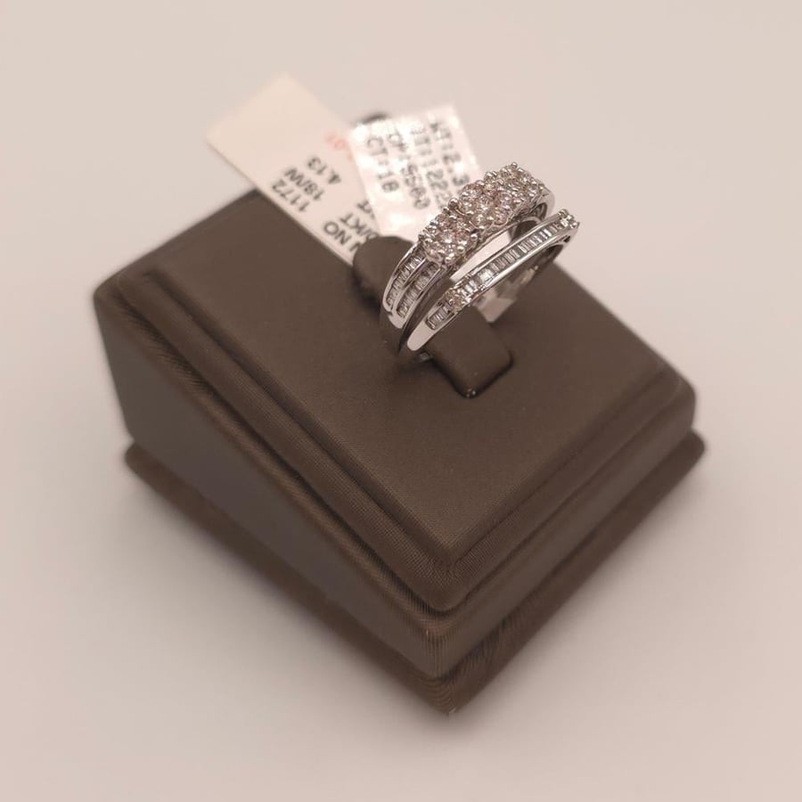 Twins Diamond Ring, 18k White Gold, Weight 4.13 grams, 0.70 carats