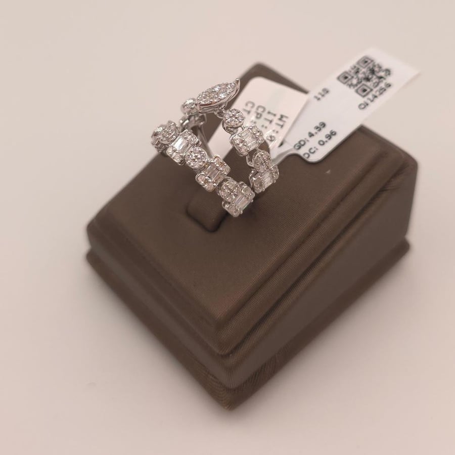 Twins Diamond Ring, 18k White Gold, Weight 4.39 grams, 0.96 carats