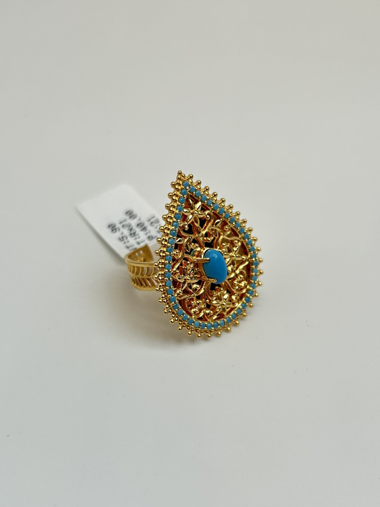 21 carat gold ring, weight 5.9 grams