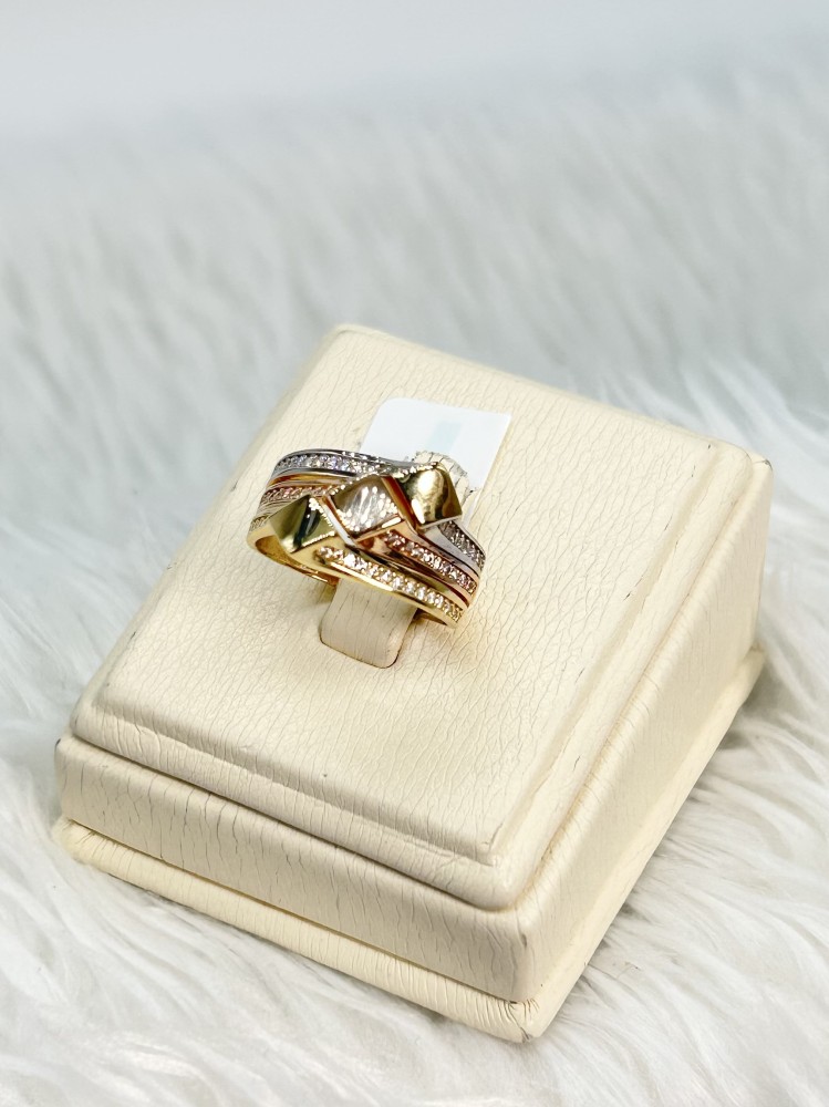 18k gold ring, weight 4.35 grams