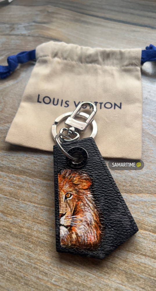 ميداليا LV