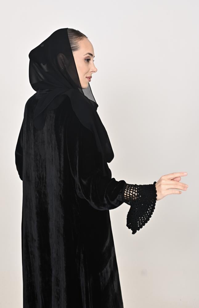 مخمل اسود مع كورشيه اسود