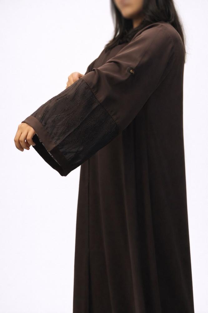 عباية تُوباز