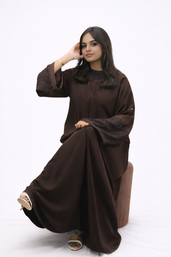 عباية تُوباز