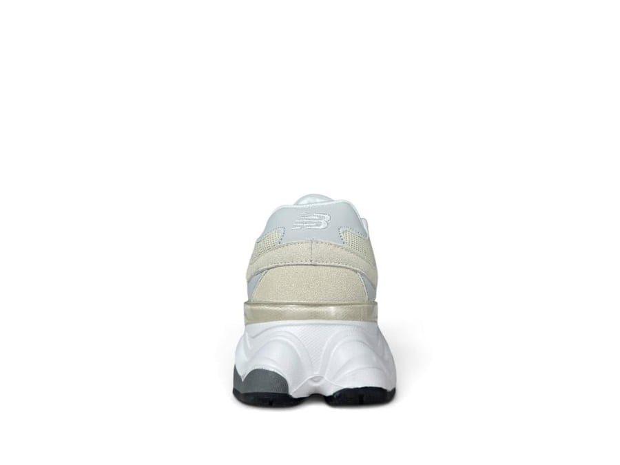 نيوبالانس 9060 ( WHITE GRAY )