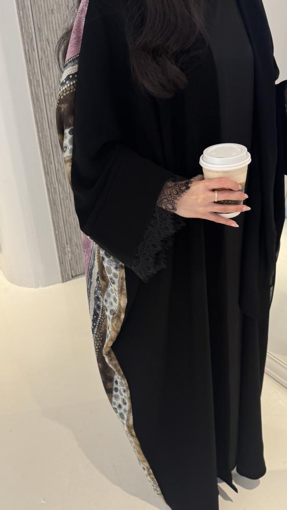 عباية نص بشت
