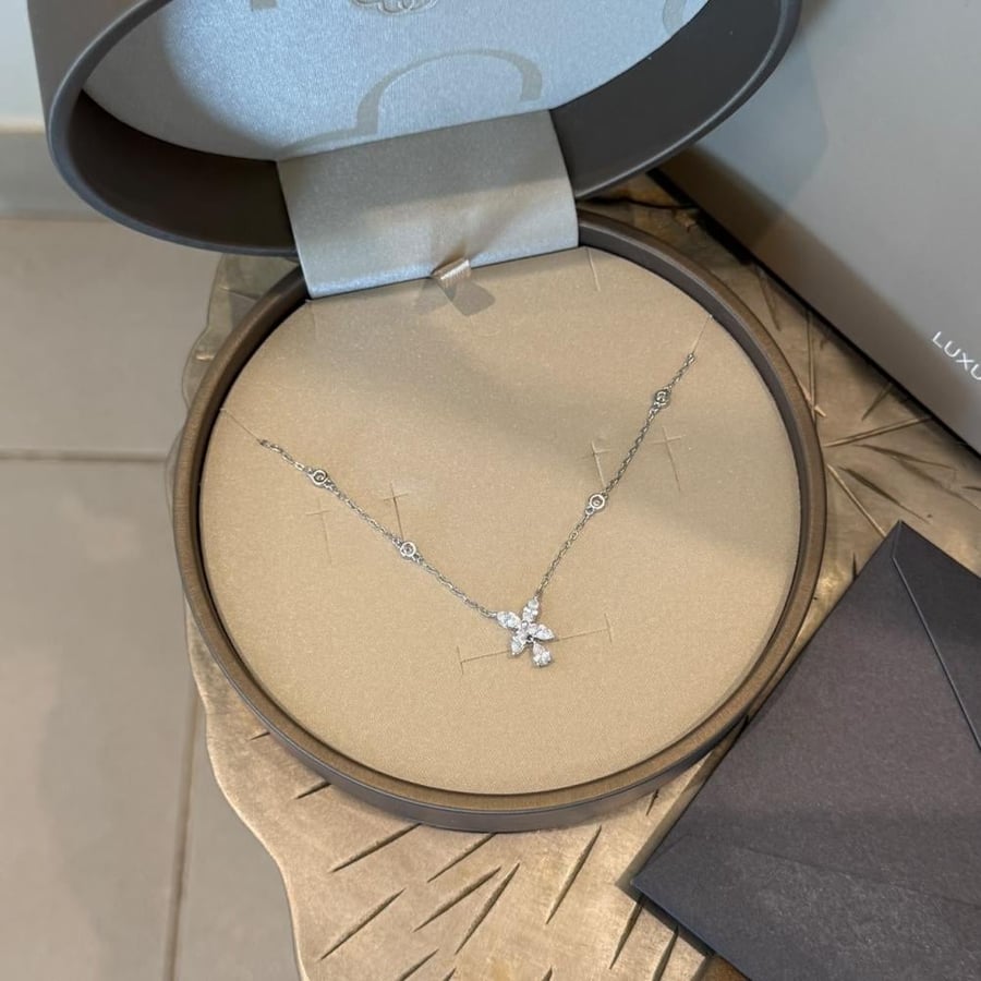 عقد فضة مطلي ذهب أبيض بزركون سويسري - White Gold