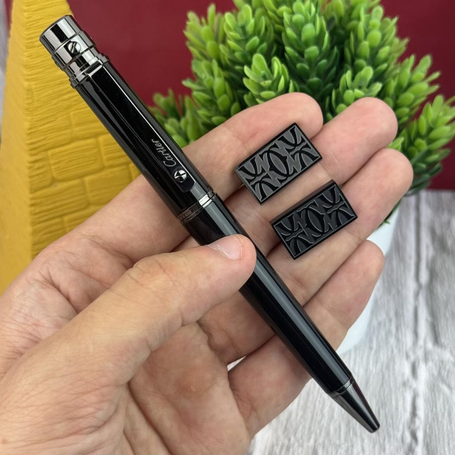 Cartier pen set with black cap complete