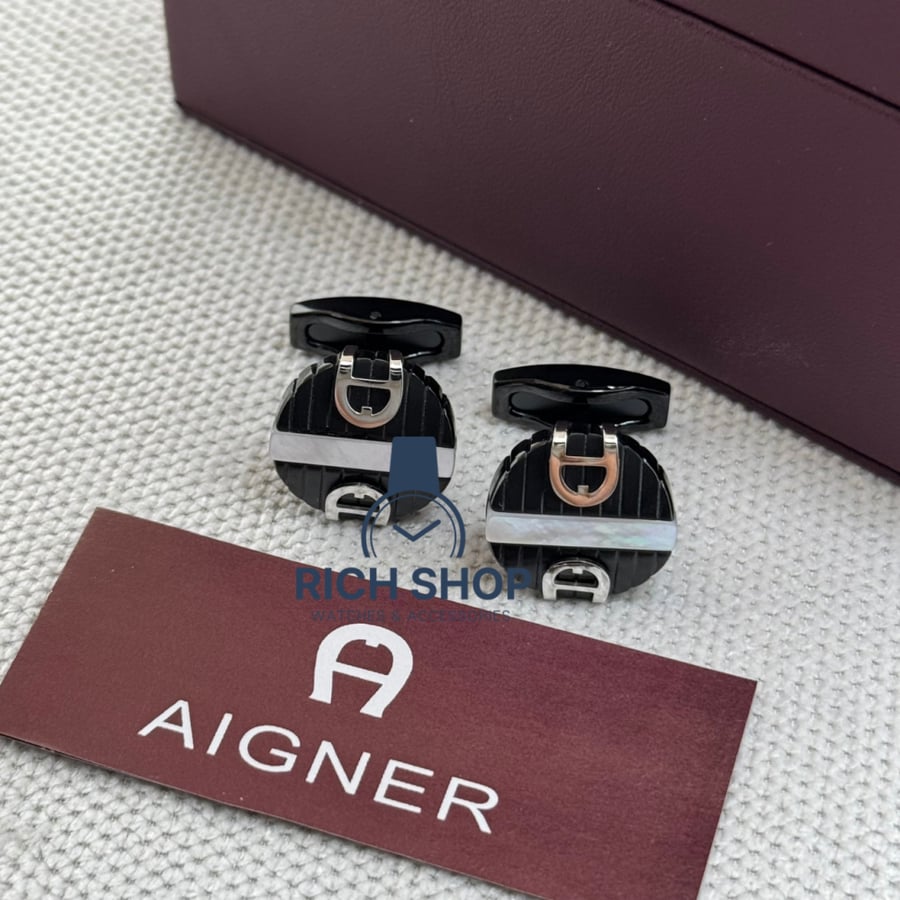 Black Kabbak with silver letter
