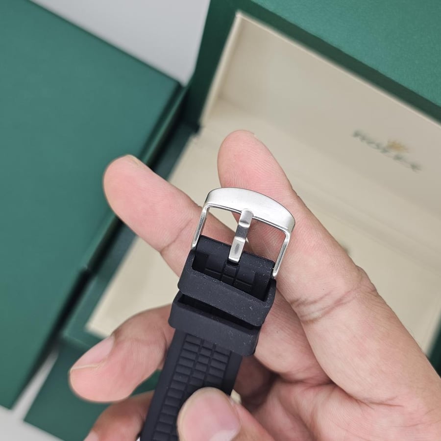 ساعة رجالية موديل نوتيلوس سير ربل