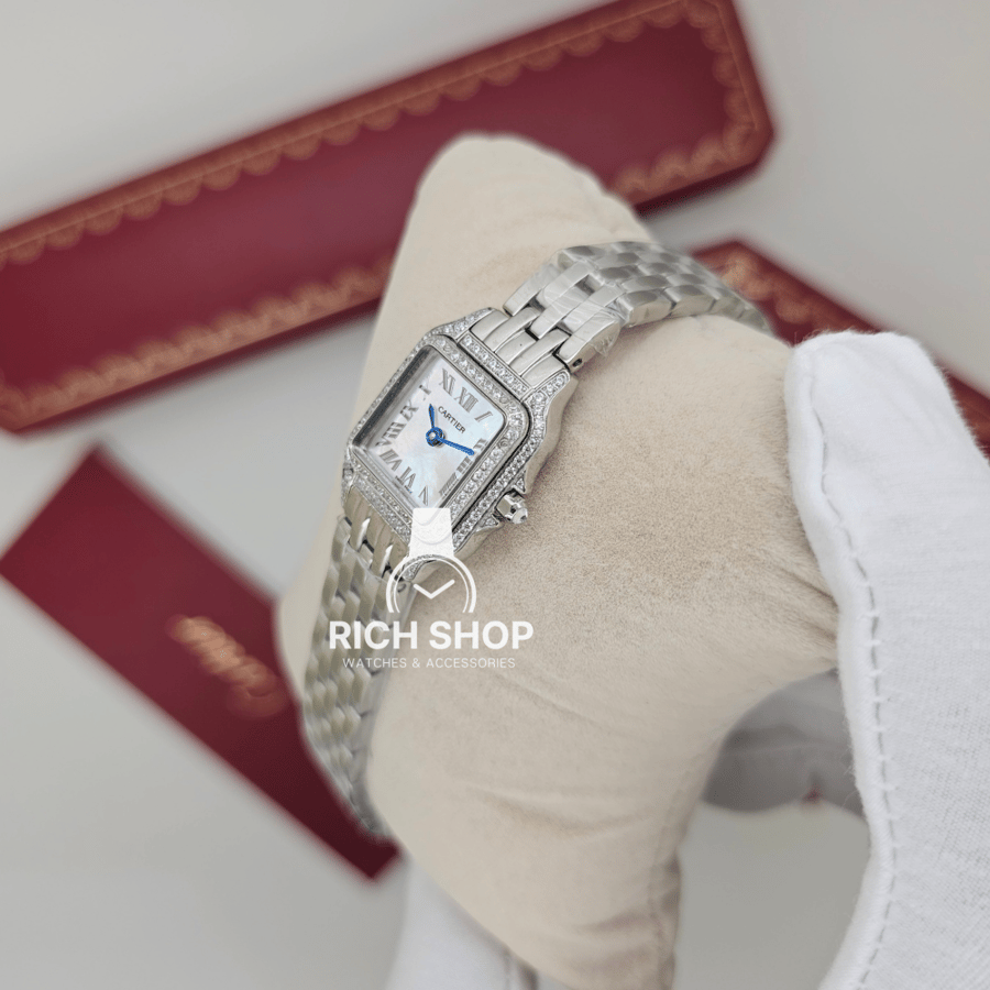 ساعة كارتير بانثر مرصعة بزركون خارجي