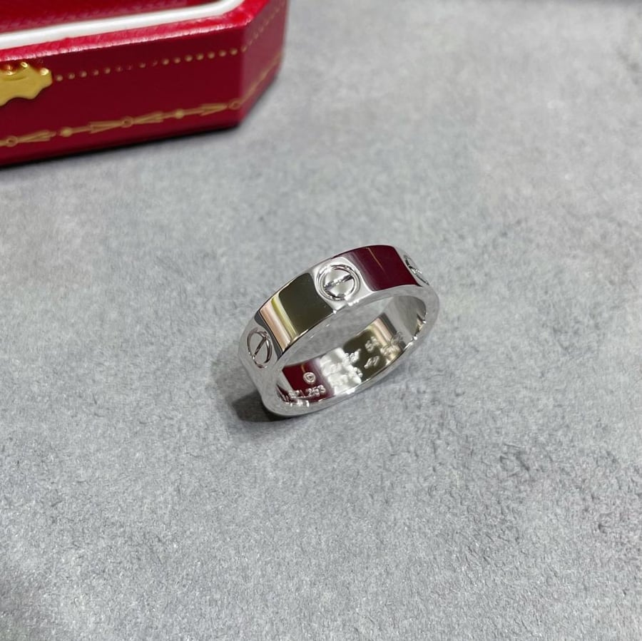 Cartier Love simple ring