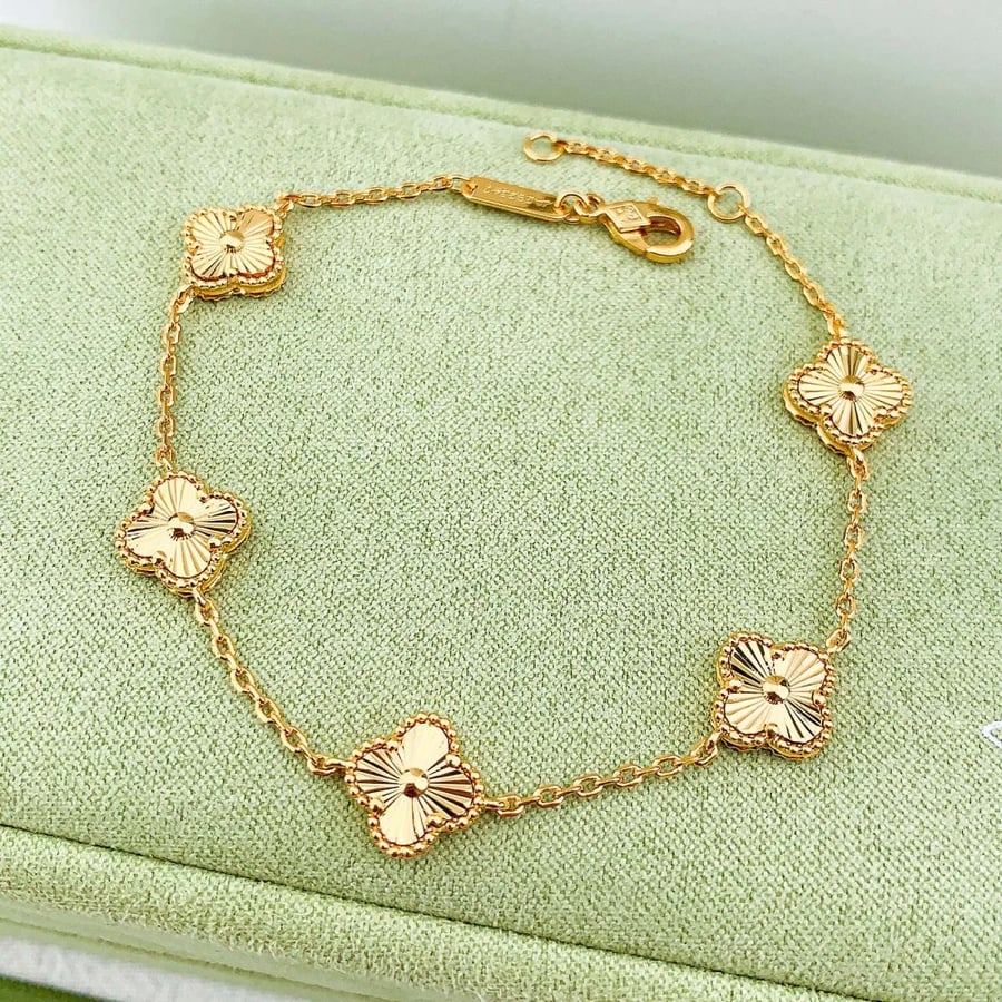 Van Cleef Mini bracelet