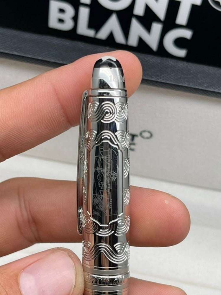 Montblanc pen, blue wave