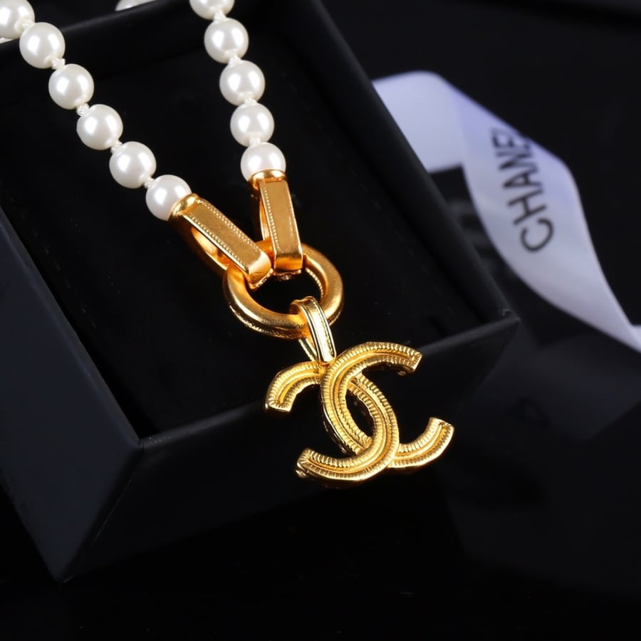 Chanel large pearl necklace