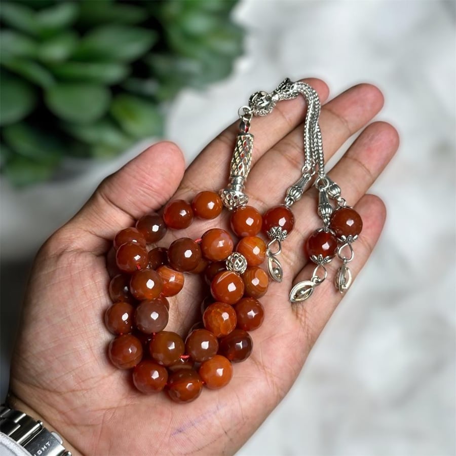 Agate prayer bead