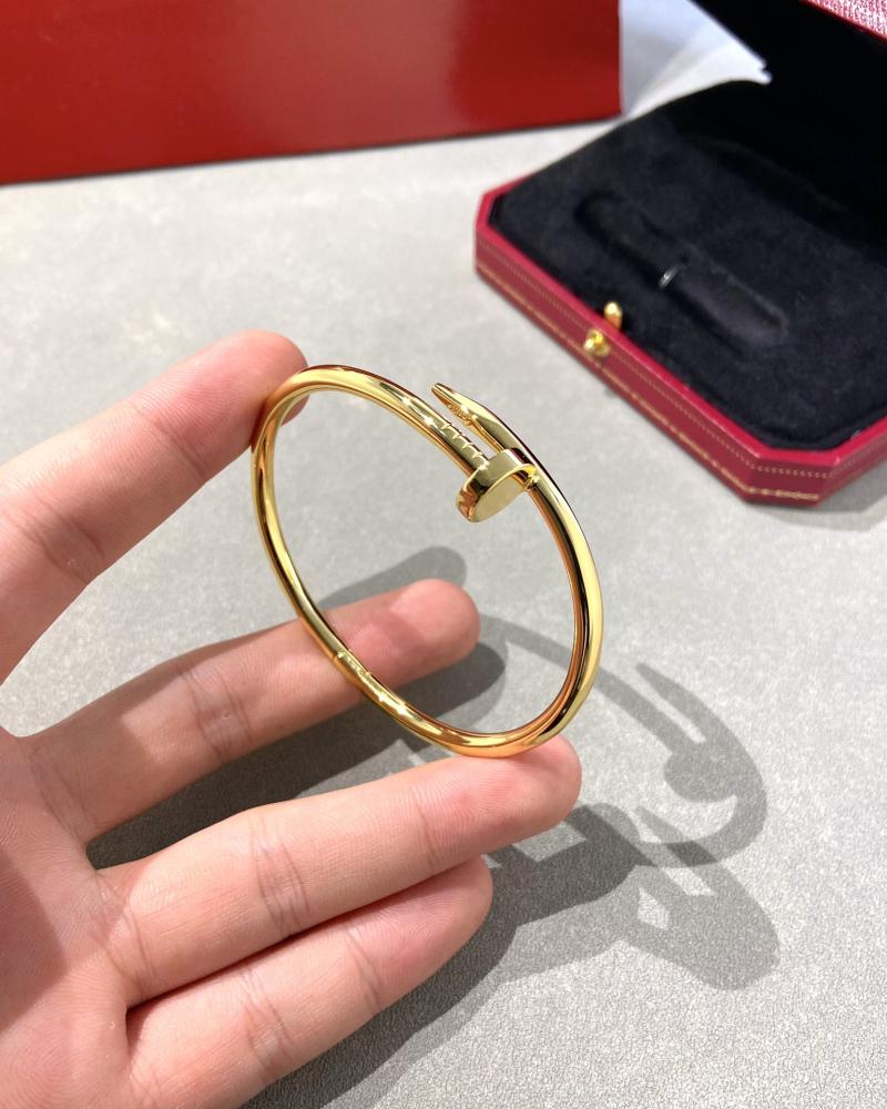 Cartier women's nail bracelet
