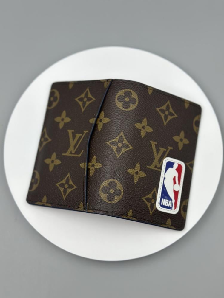 محفظة بطاقات لويس فيتون NBA