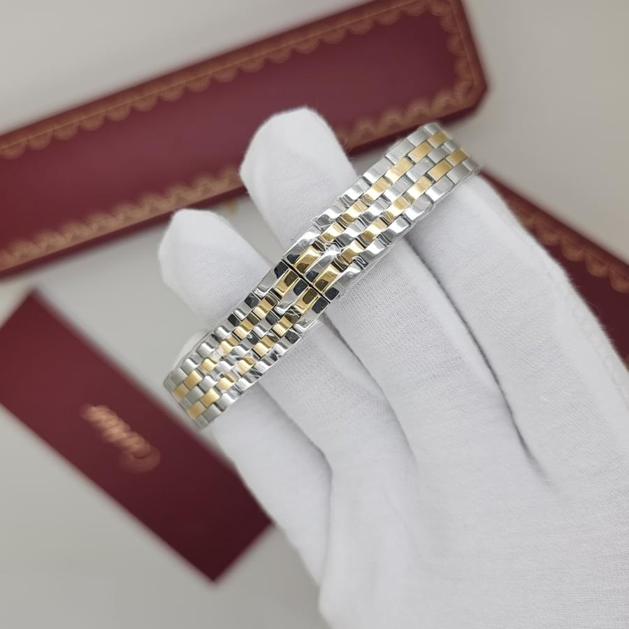 ساعة كارتير بانثر الحصرية