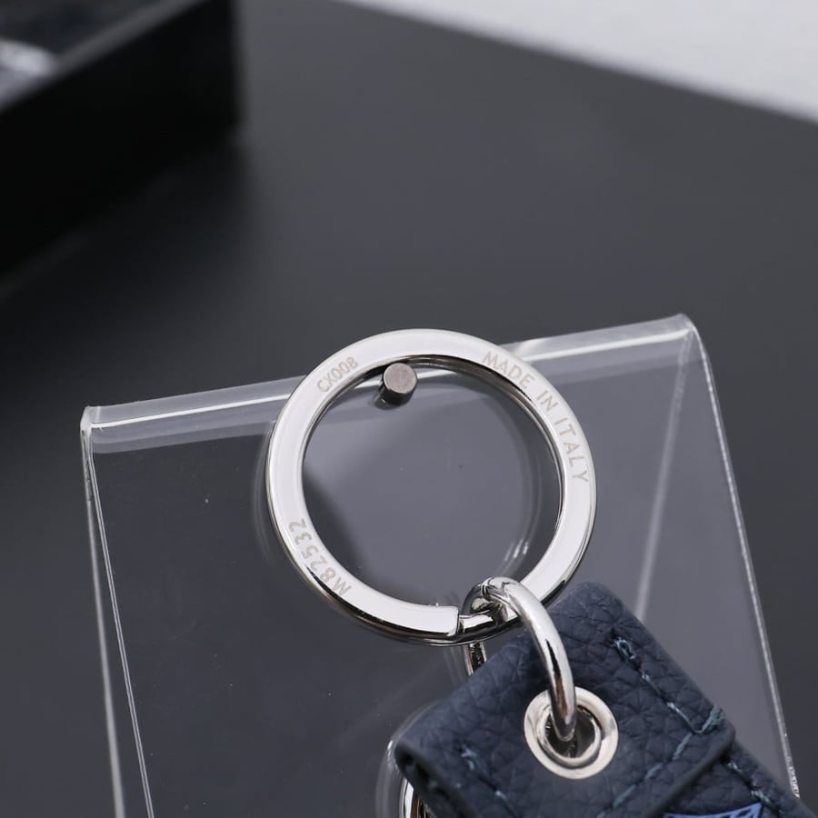 Louis Vuitton medal