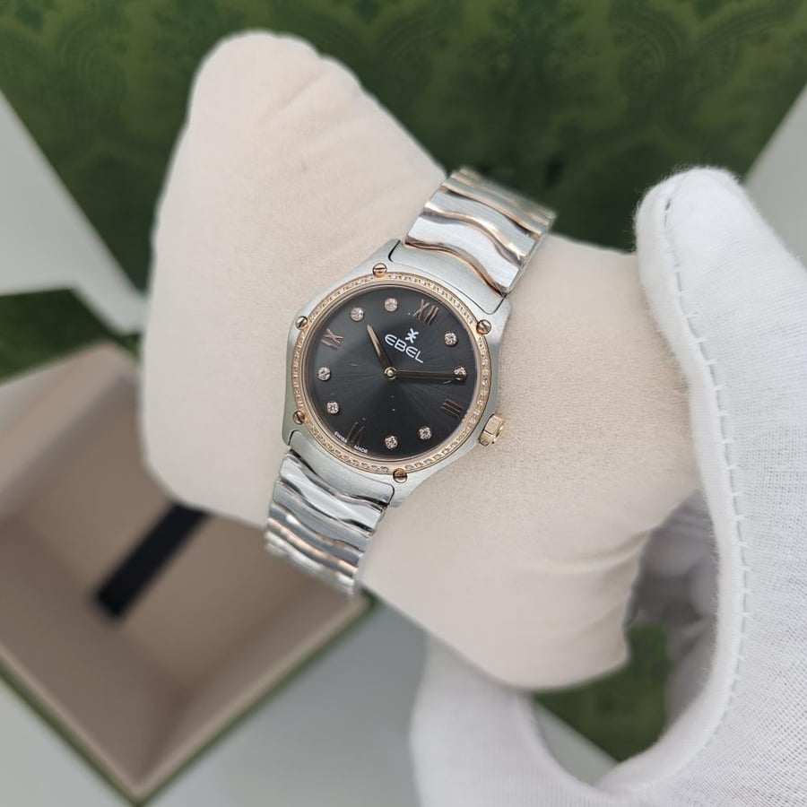 Apple women's watch medium size