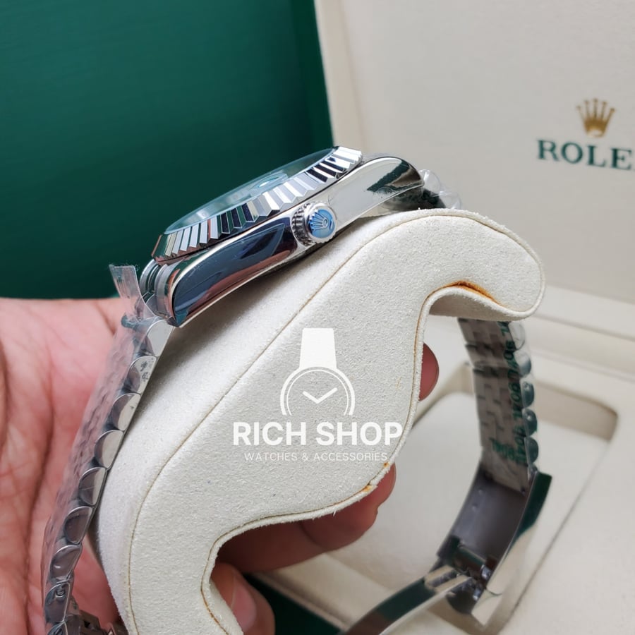 Rolex Sky-Dweller watch battery