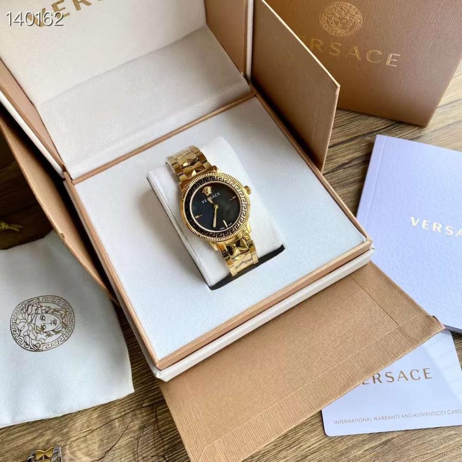 ساعة فرزاتشي تريبيوت V