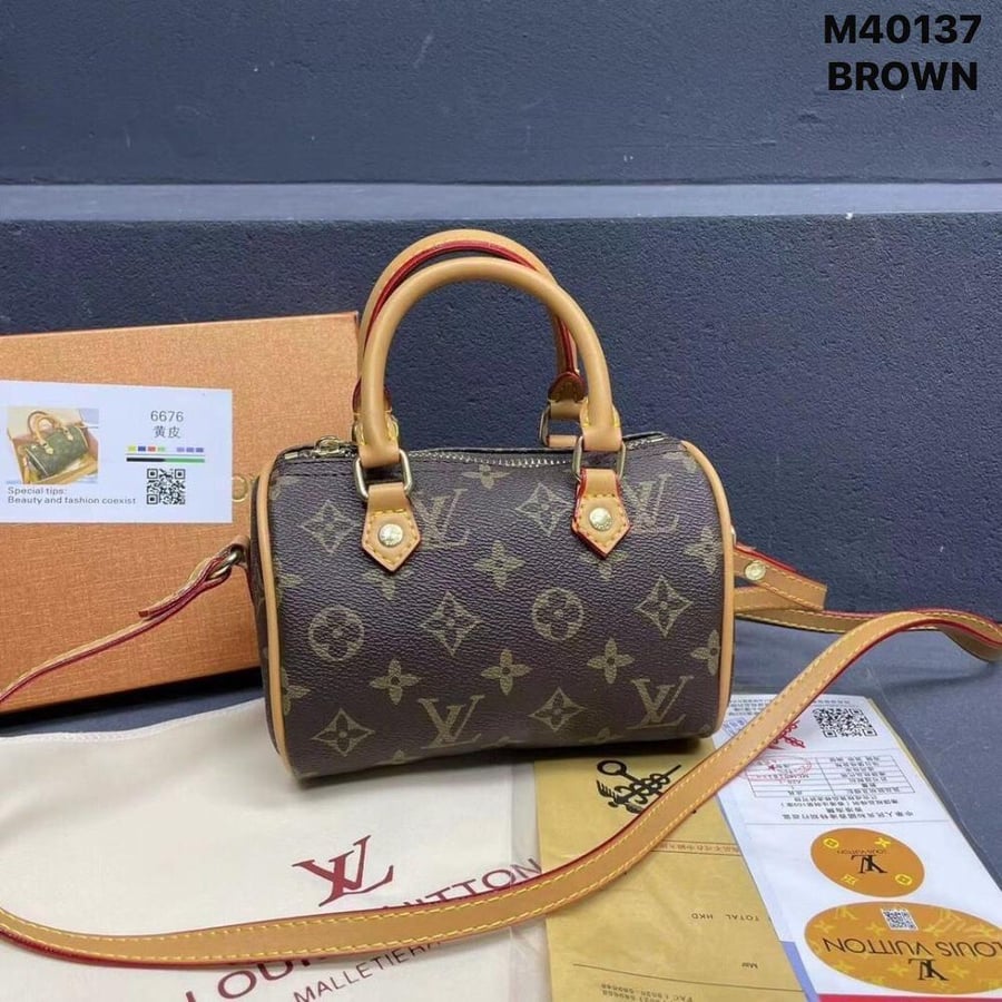 شنطة نسائية لويس فيتون LV