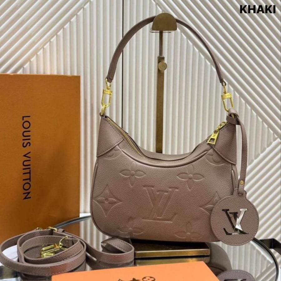 شنطة نسائية لويس فيتون LV