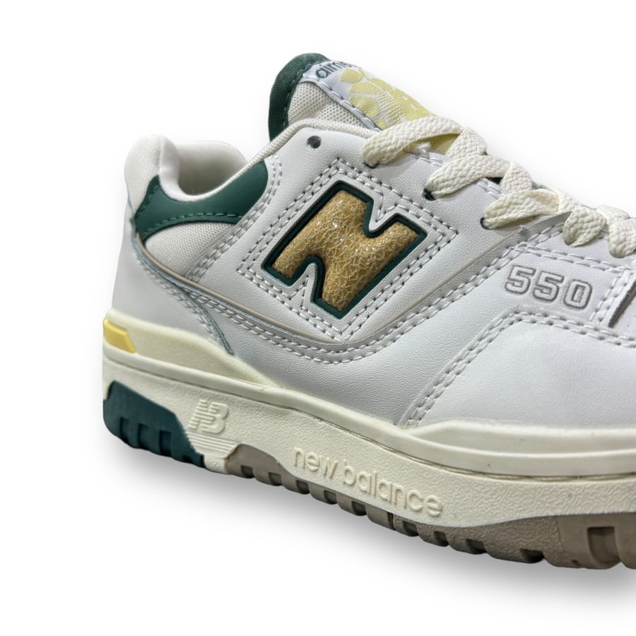 New Balance 550