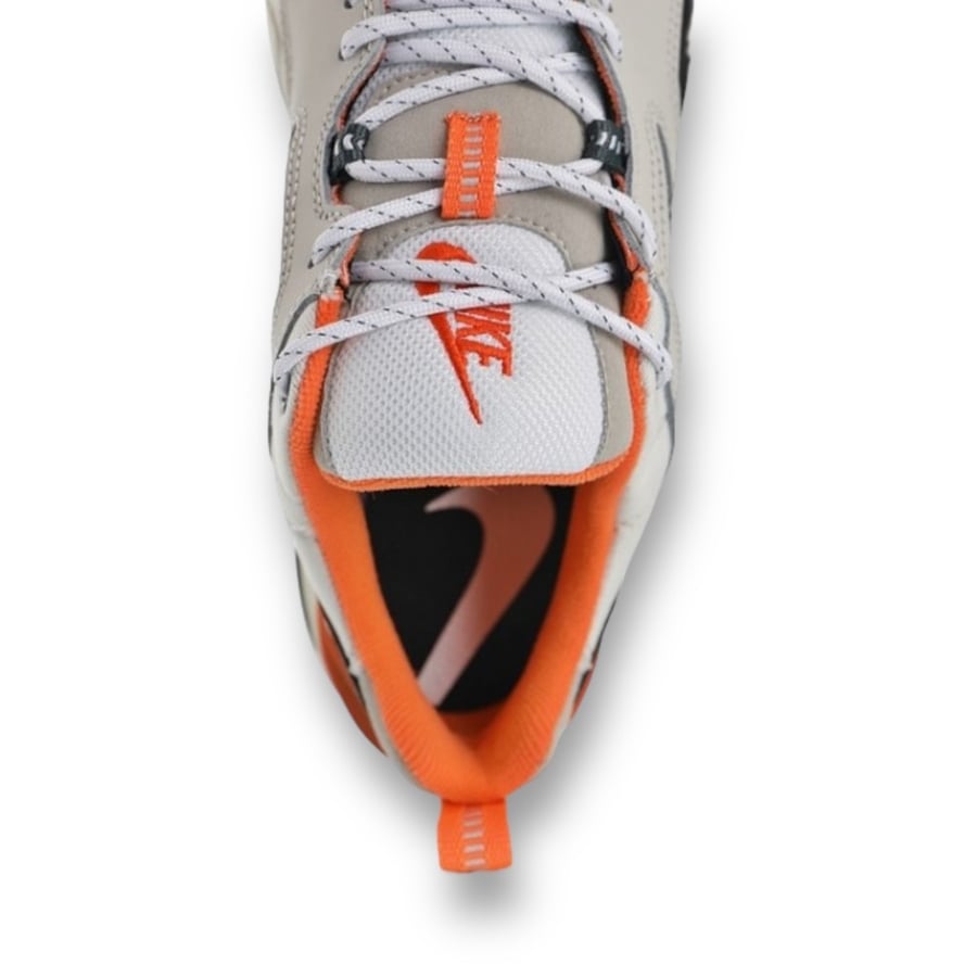 Nike M2K tekno