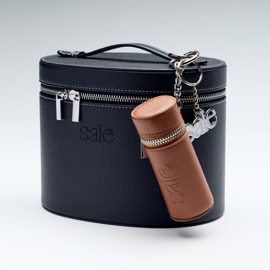 “Saie The Large Vanity Case “SET