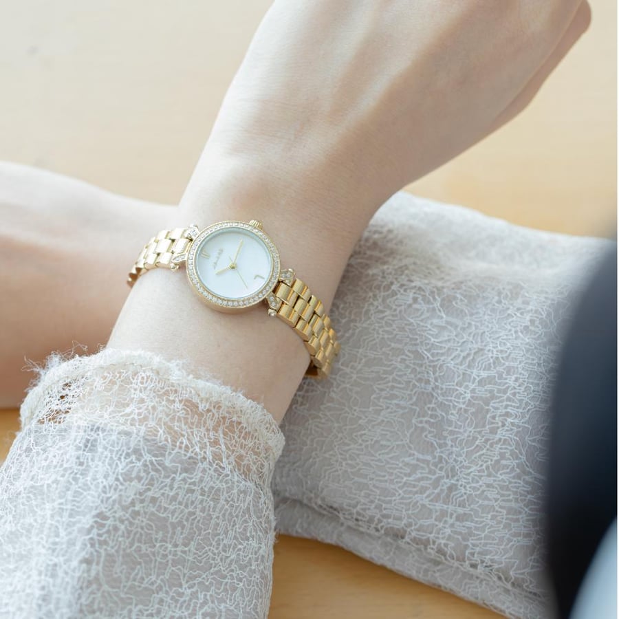 Women's watch stainless steel in gold color