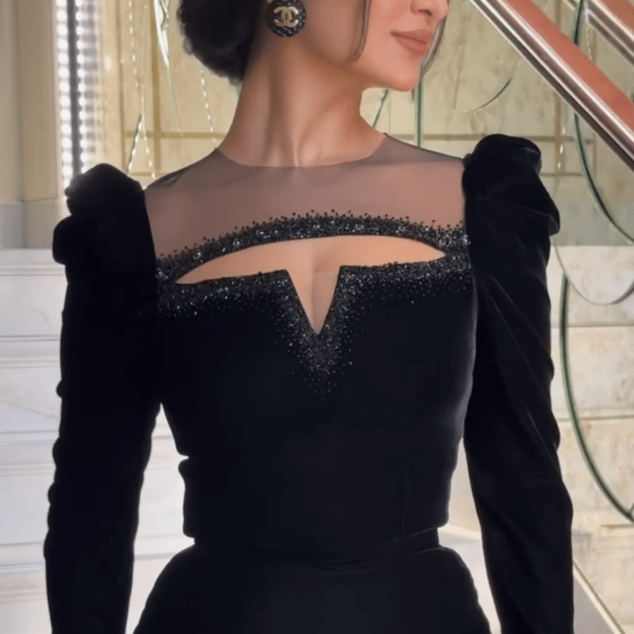 فستان أسماء