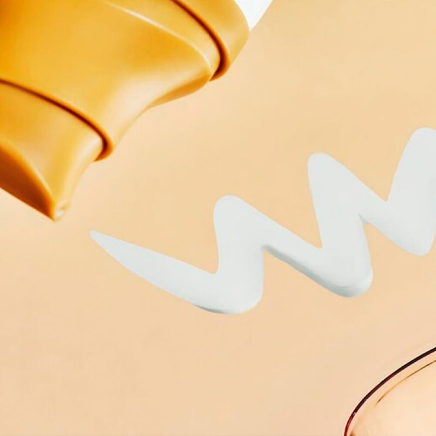 سكين 1004 - كريم واقي شمس اير فيت عامل حماية SPF30 بخلاصة السنتيلا
