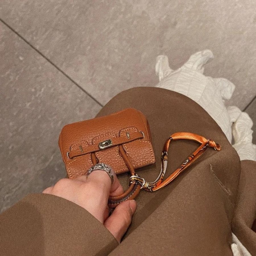 حقيبة يد جلد لسماعات AirPods