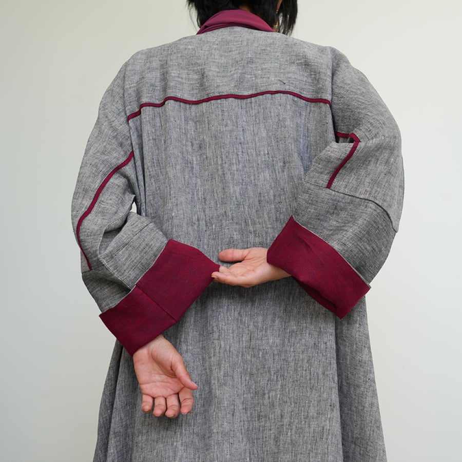 Line Abaya