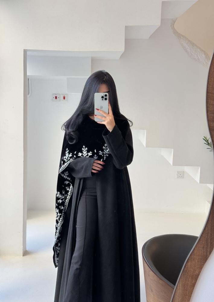 F 13