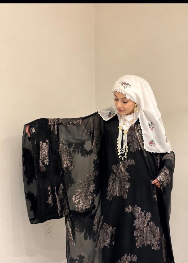 طقم لبس حجازي اسود
