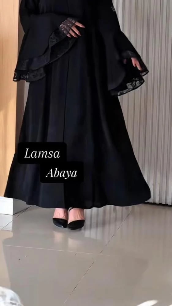 عباية كم دانتيل