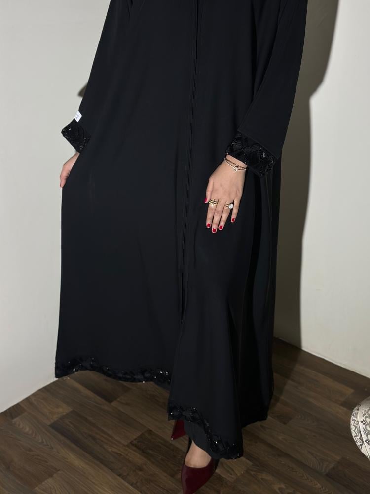 عباية جوري اسود