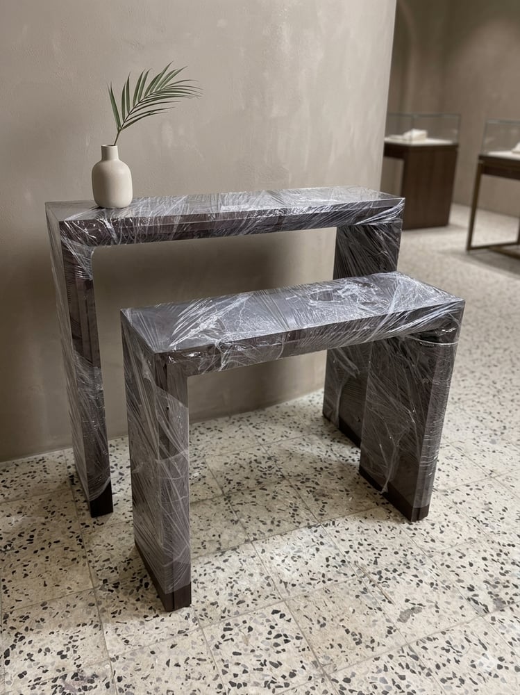 Luxury two-piece entrance set in brown color