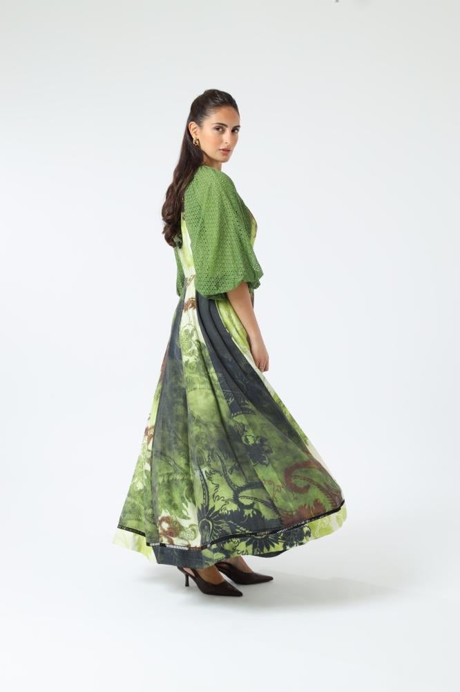 Green maxi dress with wide sleeves