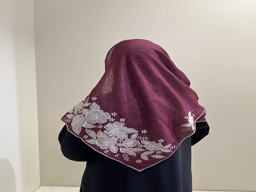 بوال ياباني تطريز  ورد بارز  ناعم