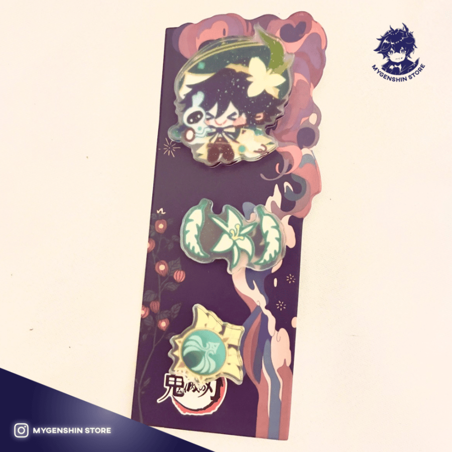 A set of brooches consisting of 3 pieces